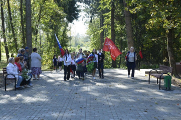 на территории Ленинского сельского поселения прошли торжественные мероприятия, посвященные 80-й годовщине освобождения Починковского района от немецко-фашистских захватчиков - фото - 4
